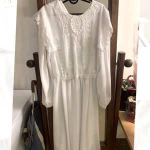 Benne by Lori Ann vintage 1950s/60s sheer cottage core dress